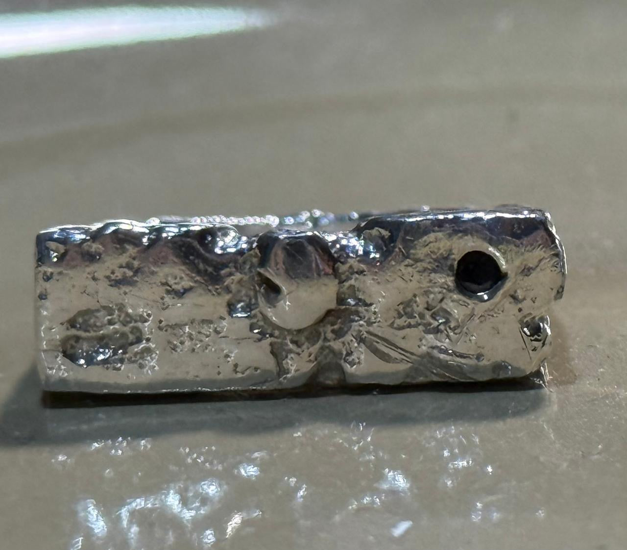 Anillo ABRA con diamante negro